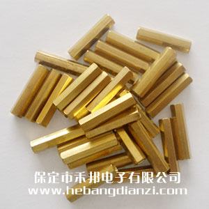 六角雙通 M4*30mm