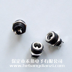 DC-022B電源座 內(nèi)徑2.1