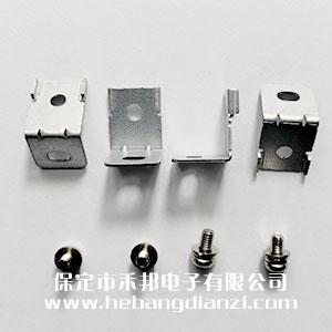 LMPJA-003外殼側(cè)面安裝L型支架(1套是4個支架4個螺釘)